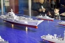 Trung Quốc sẽ mua thêm tàu sân bay đối phó Mỹ