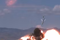 Cách Australia tấn công tầm xa khi không còn tiêm kích bom F-111