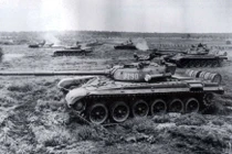 Không thích Nga nhưng Ba Lan vẫn cố níu kéo xe tăng T-72