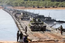 Mỹ chết khiếp với cầu cơ giới tàng hình của Nga