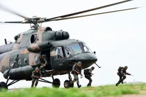 Tại sao Trung Quốc vẫn tin dùng trực thăng Mi-171 của Nga?