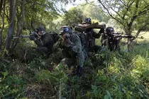 Mục kích lính thủy đánh bộ Nga tác chiến độc lập