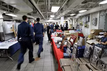 Điều gì tạo nên sức mạnh biên đội tàu sân bay Mỹ? (2)