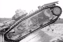 Mổ xẻ chiếc xe tăng hai nòng "thảm họa” của Pháp trong Thế chiến 2 (2)