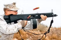 "Lạnh gáy" tính năng khẩu shotgun mạnh nhất hành tinh