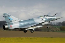 Pháp sắp bán được 18 tiêm kích Mirage 2000