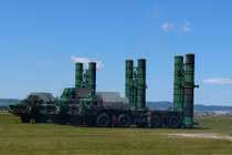 Nga dừng sản xuất tên lửa phòng không S-300