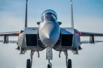 Sức mạnh đáng sợ của tiêm kích F-15X Eagle II Mỹ