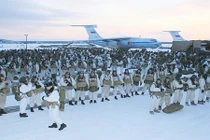 Ukraine bắt tay Đan Mạch kiềm chế Nga ở Bắc Cực