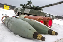 Bật mí sức mạnh sư đoàn xe tăng T-80 bảo vệ Moscow