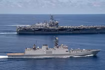 Hải quân Trung Quốc “khoe” cơ bắp; Mỹ cam kết sát cánh cùng Ấn Độ 