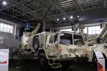 Trung Quốc chào bán pháo phòng không cao tốc 76mm