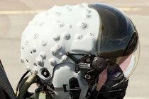 Mũ bay của F-35 giá 400.000 USD chứa đầy công nghệ viễn tưởng