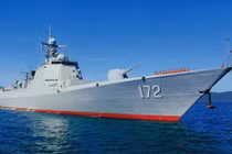 Tường tận siêu hạm Type 052D Trung Quốc đưa ra Biển Đông