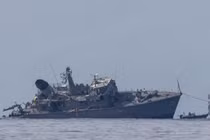 Tàu quét mìn Hy Lạp bị đâm gãy đôi: Lộ sai sót chết người 