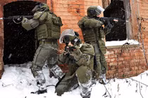 Theo dõi Quân đội Nga tập trận trong mùa đông Crimea