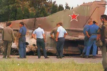 Kinh dị tiêm kích MiG-23 bay 900km...không có người lái