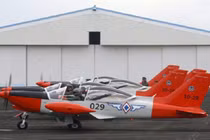 Không quân Philippines: "nhà nghèo còn dột"