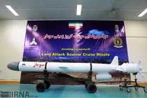 Iran trình làng tên lửa hành trình nội địa đầu tiên