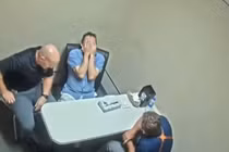 Bị cảnh sát ép cung nhận tội oan, người đàn ông thoát ngoạn mục