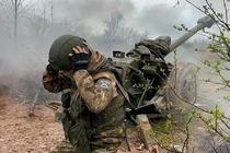 Nga dùng chiến thuật “tiêu thổ”, 2000 binh sĩ Ukraine bị bao vây