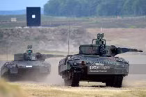 Quan sát xe chiến đấu bộ binh Puma tối tân của Đức