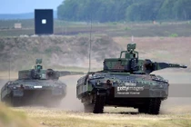 Quan sát xe chiến đấu bộ binh Puma tối tân của Đức