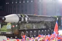 Sẽ ra sao khi ICBM mới của Triều Tiên bắn tới lãnh thổ Mỹ?