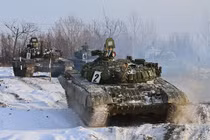 Ảnh lính xe tăng T-72 Nga vào mùa huấn luyện cuối
