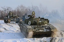 Ảnh lính xe tăng T-72 Nga vào mùa huấn luyện cuối