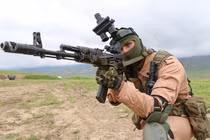 Trang bị "khủng" của một lính Nga chiến đấu ở Syria