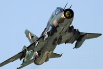 Hồ sơ chi tiết quá trình phát triển máy bay Su-17/22 (1)