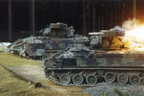 Kỳ quái xe chiến đấu bộ binh mới của Mỹ: Thân nhỏ, súng to