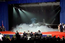 Khó đỡ: Phát triển xong, Mỹ không còn tiền mua F-35