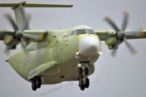 Cận cảnh chuyến bay đầu tiên của máy bay Il-112V Nga