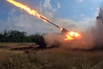 Quân Nga dàn trận xuyên thủng phòng tuyến trọng yếu Ukraine