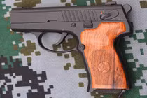 Lộ diện súng ngắn dành cho tướng lĩnh Trung Quốc