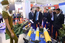 Ngẩn ngơ dàn hotgirl “xinh không chịu nổi” ở Army-2016