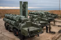 Iran muốn mua siêu tên lửa phòng không S-400 từ Nga
