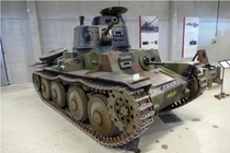 Ngạc nhiên với xe tăng đầu tiên của Thụy Điển