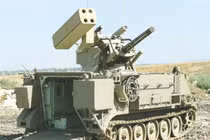 Phát hoảng đơn giá pháo phòng không Machbet của Israel