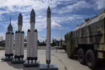 Vũ khí Nga trình diễn chào mừng Diễn đàn Army-2015