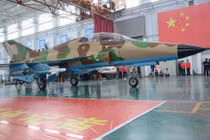 Cận cảnh máy bay huấn luyện FTC-2000 Trung Quốc mới ra mắt