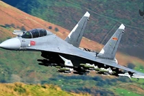 Nói tiêm kích J-16 vượt trội với Su-30MKI và Su-35 là "hoang tưởng"
