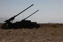 Pháp tung pháo tự hành Caesar vào cuộc chiến với IS