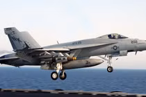 Hồ sơ tiêm kích hạm F/A-18 danh tiếng của Mỹ (5)