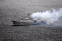 Cận cảnh chuyến thăm lịch sử của tàu chiến Việt Nam tới Nga