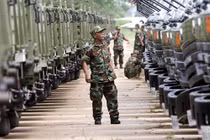Quân đội Campuchia từ chối mua vũ khí từ Indonesia