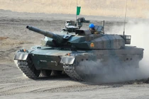 Vua tăng Nhật Type 10 có thể “đè bẹp” Type 96A TQ