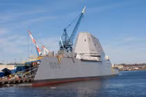 Khó đỡ: Siêu hạm DDG-1000 Mỹ tác chiến mà...không có đạn